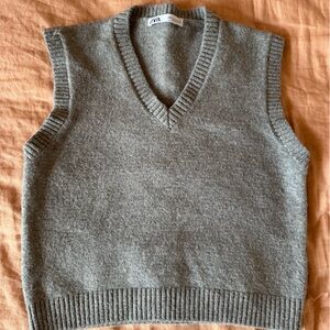 Zara Grey Knit Sweater Vest